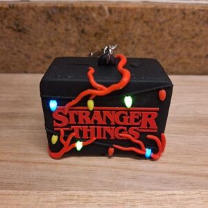 🆕️ Stranger Things Black Keychain Holder